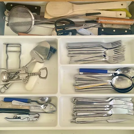 Sunny Terrace Apartment